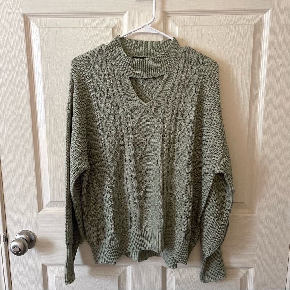 Steve Madden sage sweater
